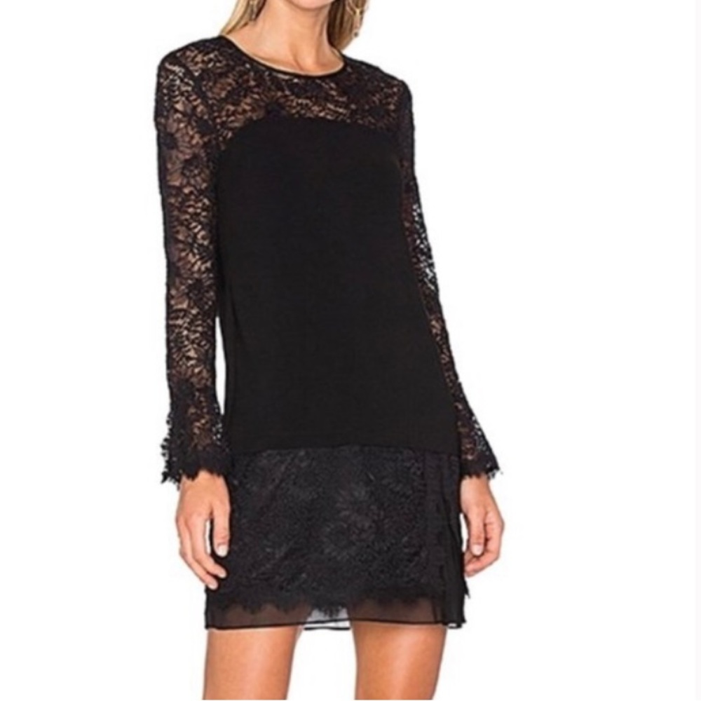 MUST GO DVF “Lavana” lace dress